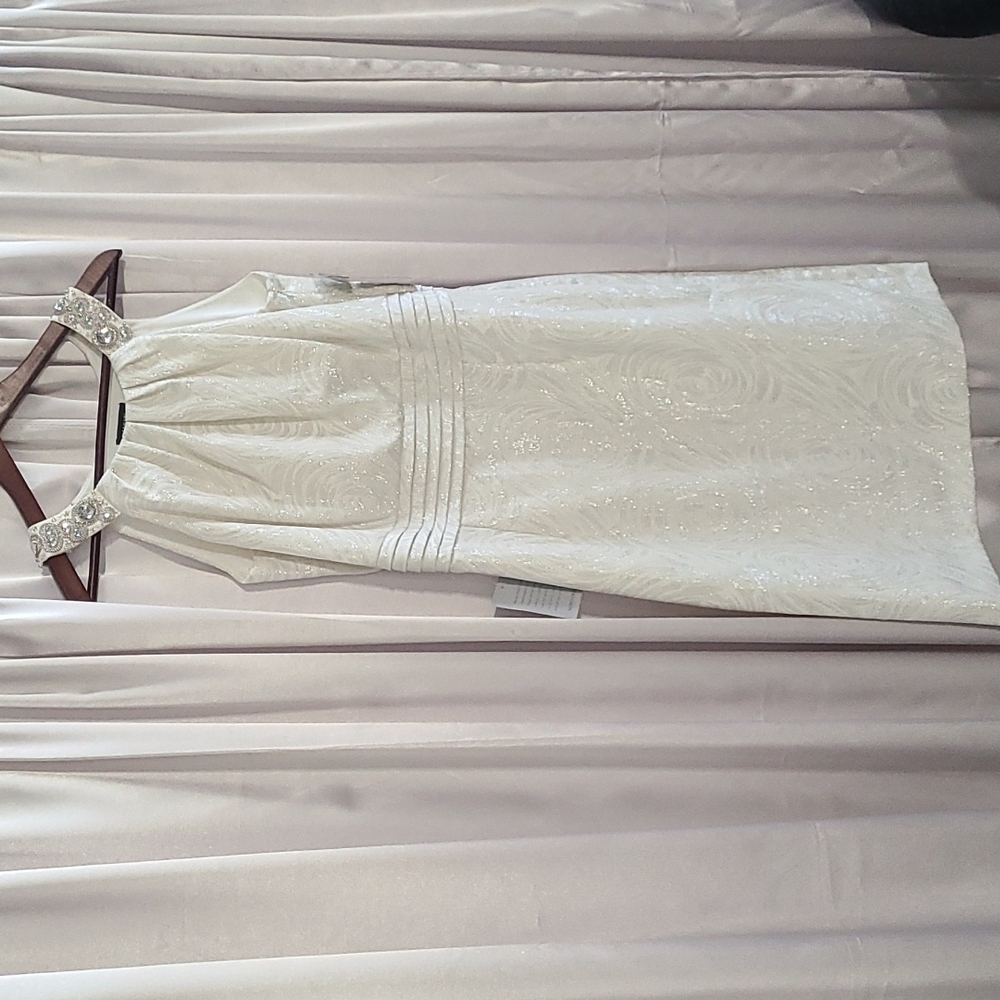 NWT Tahari formal silver metallic dress size 8